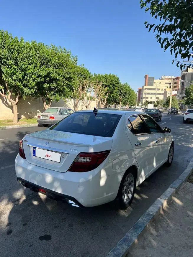دنا پلاس توربو اتوماتیک - 1401