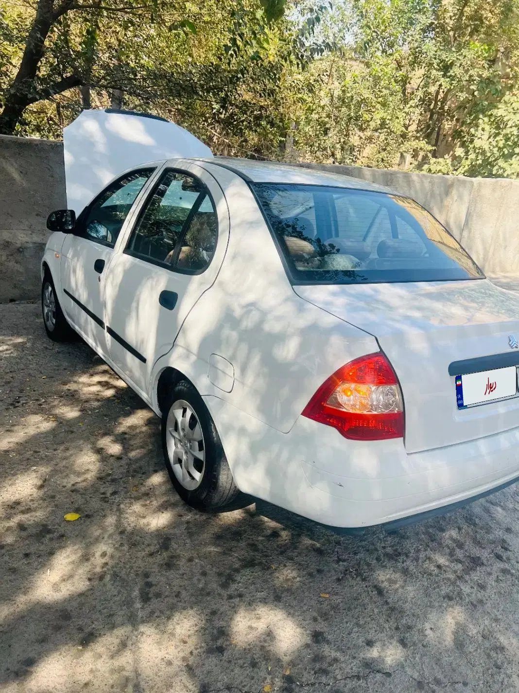 تیبا صندوق دار SX - 1401