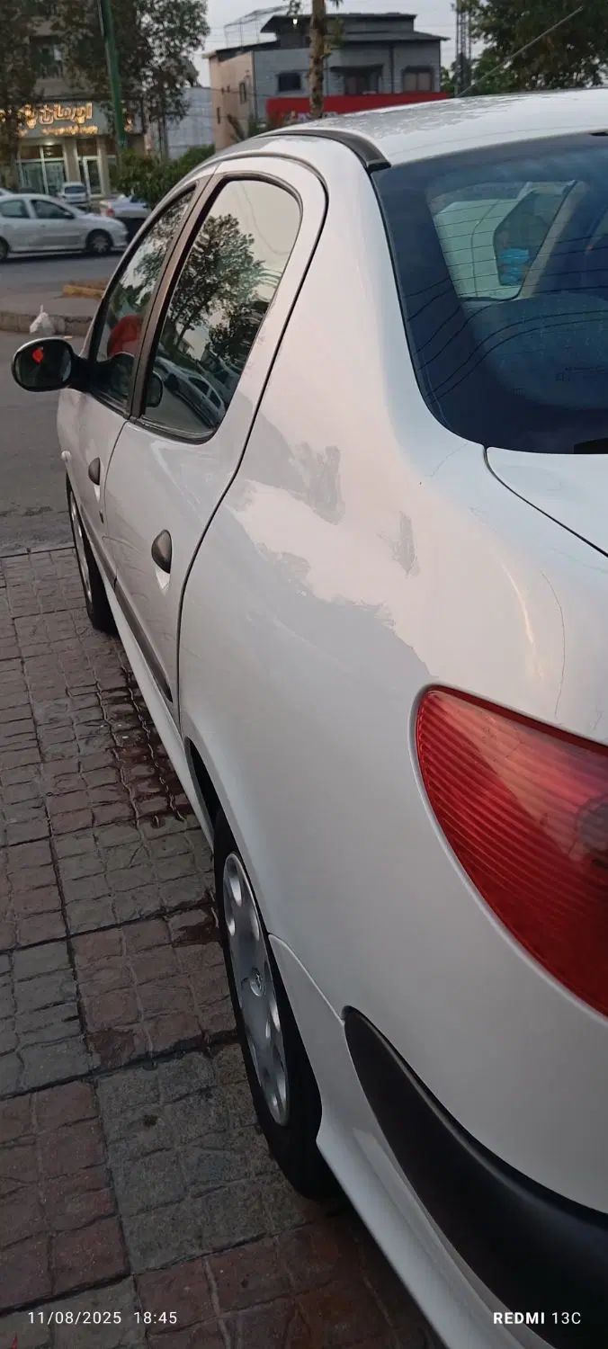 پژو ۲۰۶ صندوق دار v8 - 1390