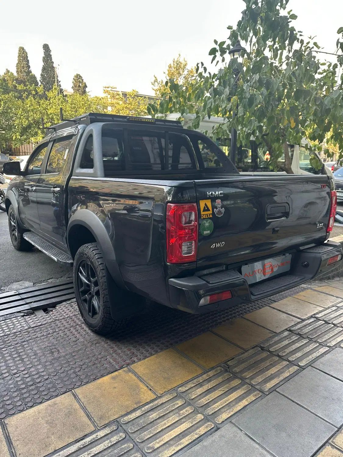 خودرو کی ام سی، T8 آگهی ann_20050104