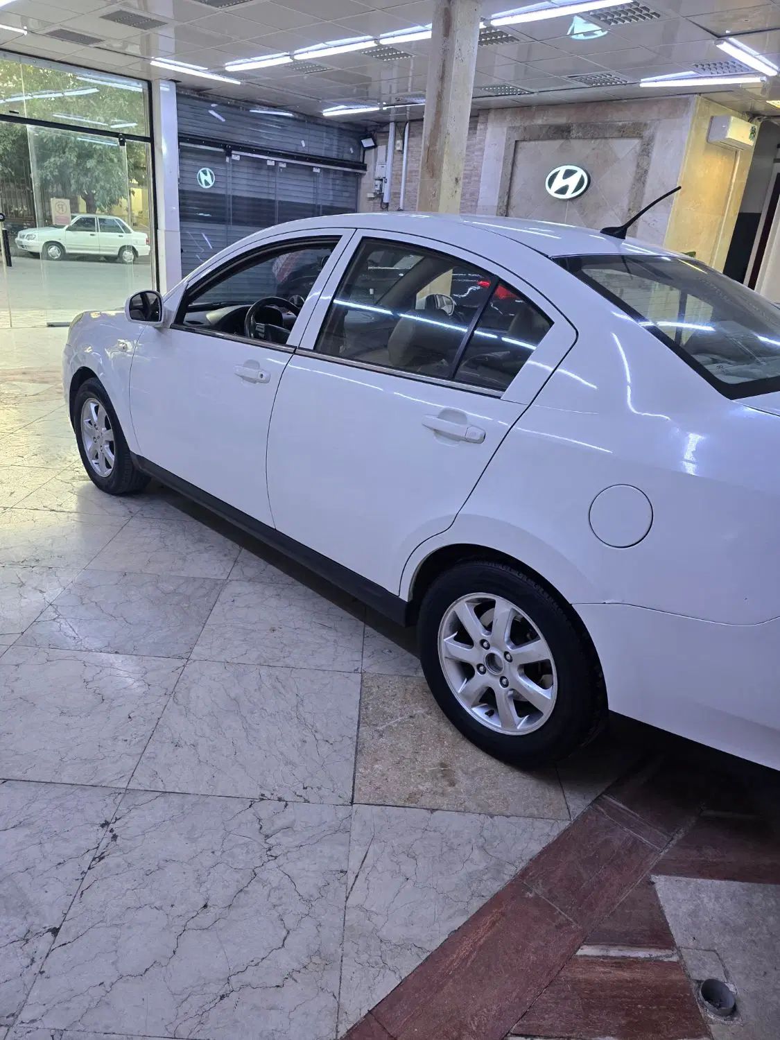 ام وی ام 550 اتوماتیک - 1396