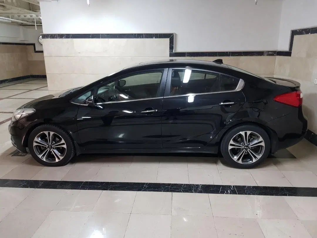 کیا سراتو 2.0 لیتر اتوماتیک GT لاین - 2015