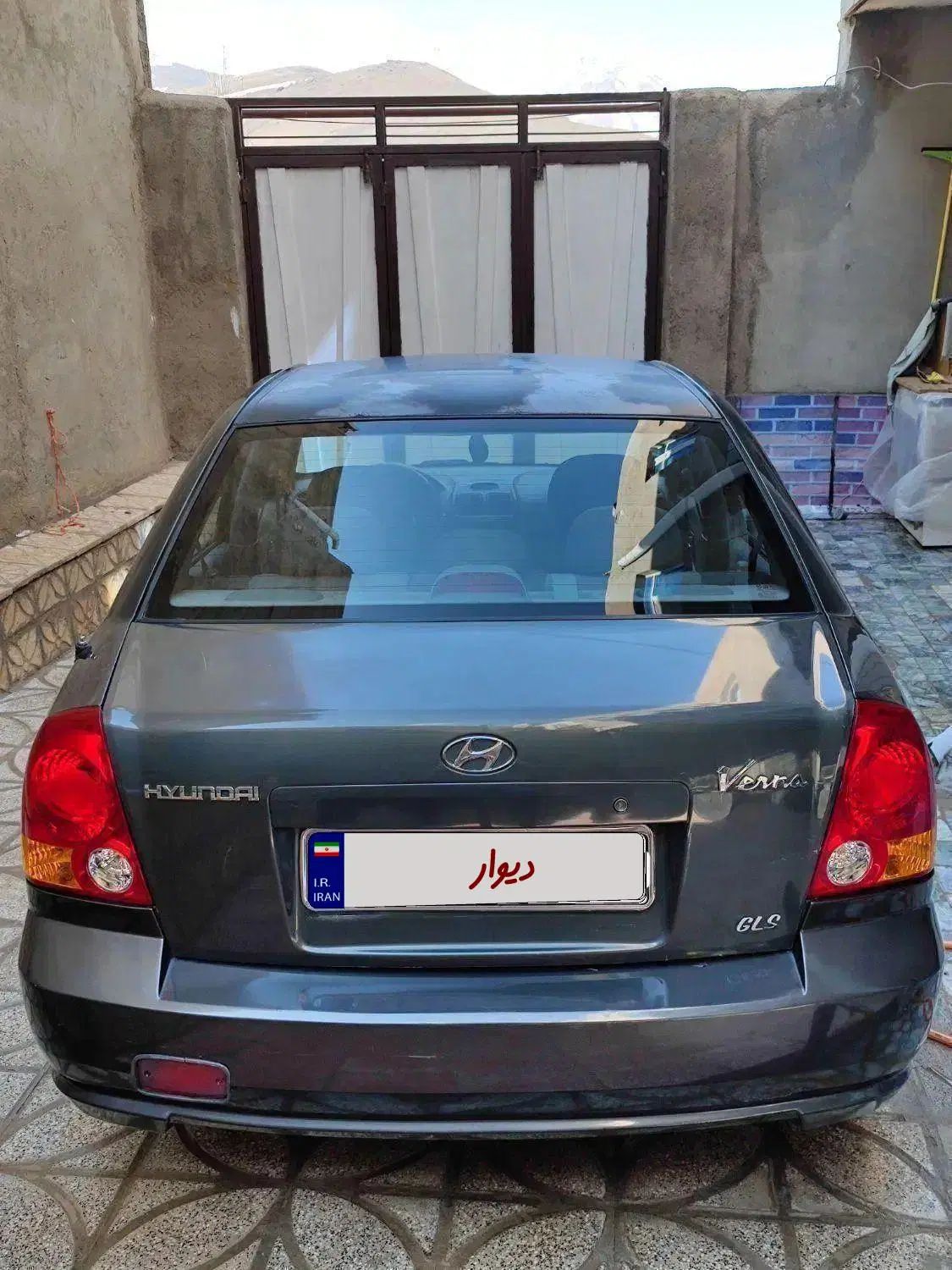 هیوندای ورنا دنده‌ ای - 1384
