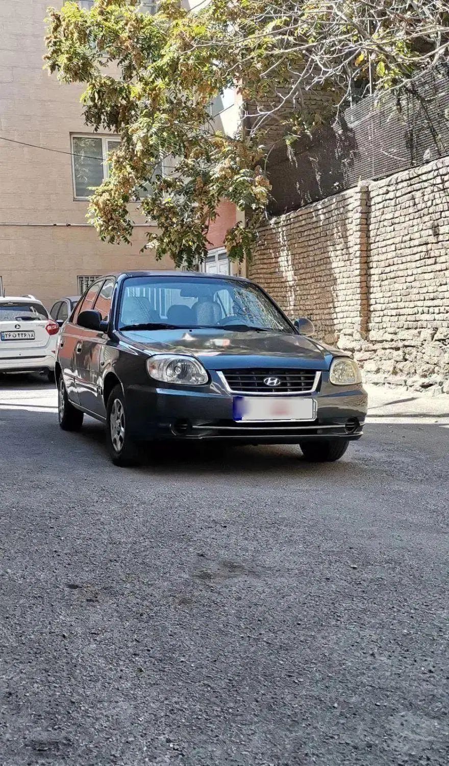 هیوندای ورنا دنده‌ ای - 1384