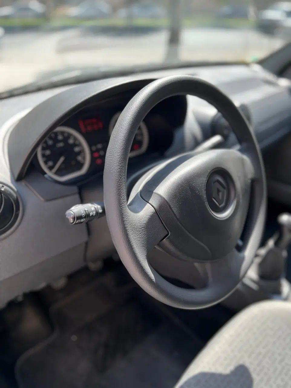 رنو تندر 90 E2 - 1396