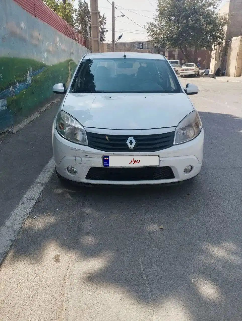رنو ساندرو اتوماتیک - 1395