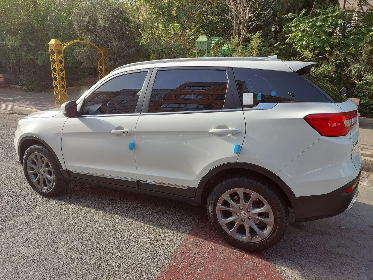 لیفان X70 اتوماتیک - 1400