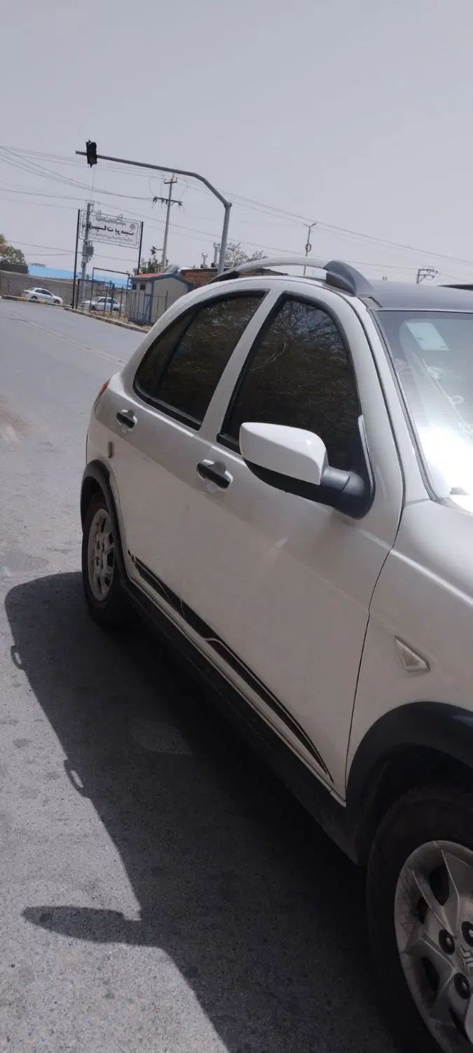 کوییک R دنده‌ای - 1402