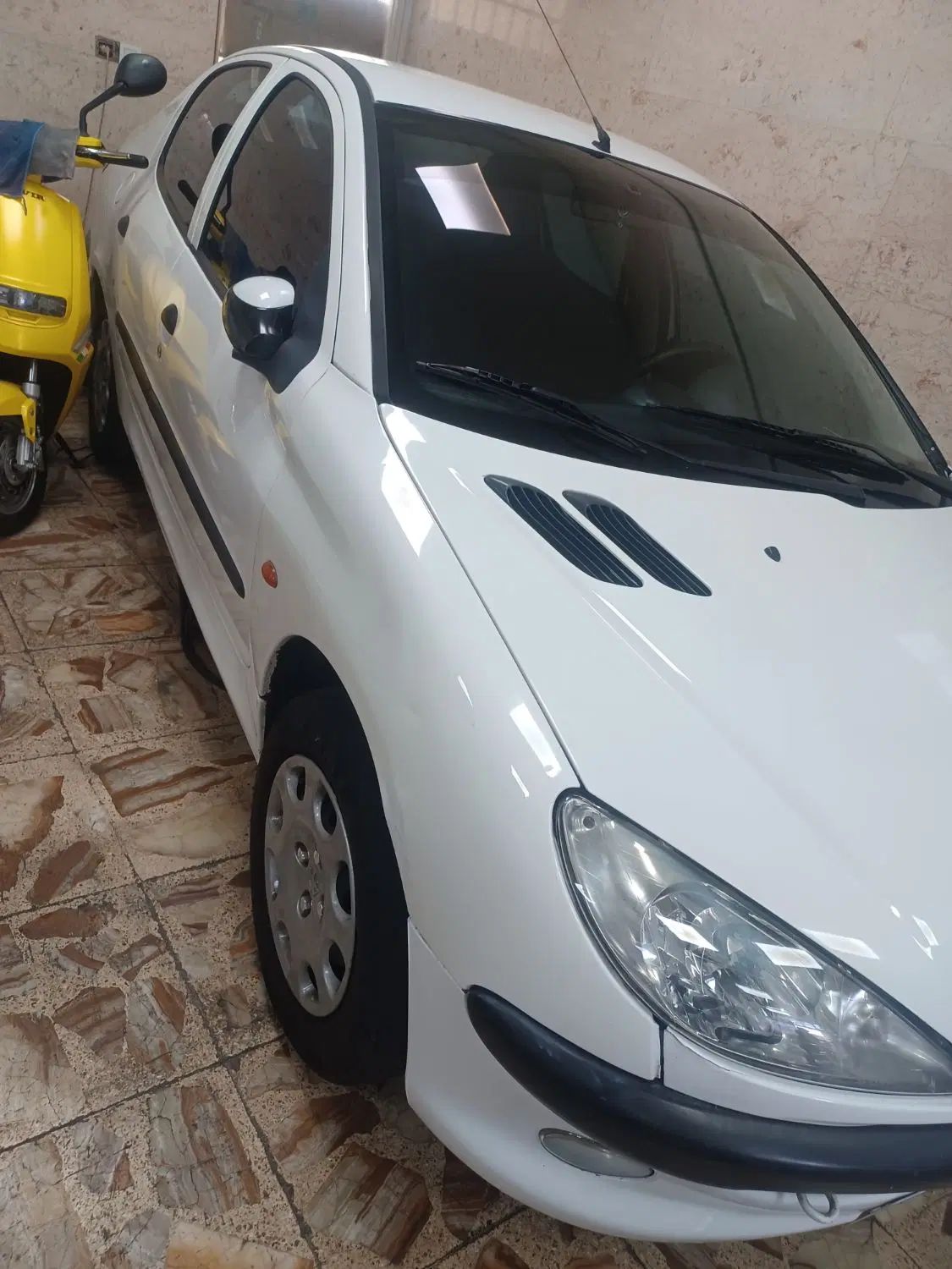 پژو ۲۰۶ صندوق دار v8 - 1393