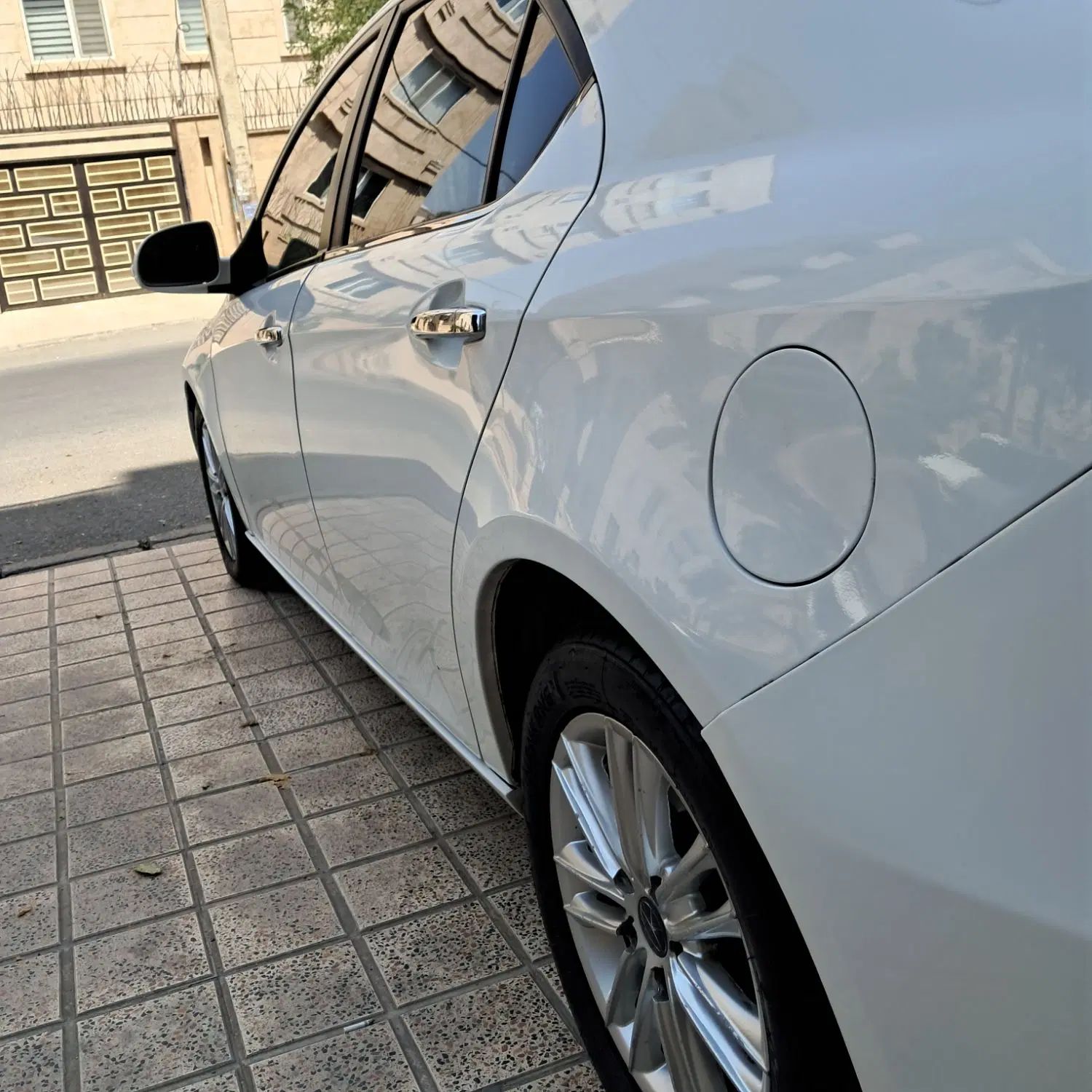 جک J5 اتوماتیک - 1396