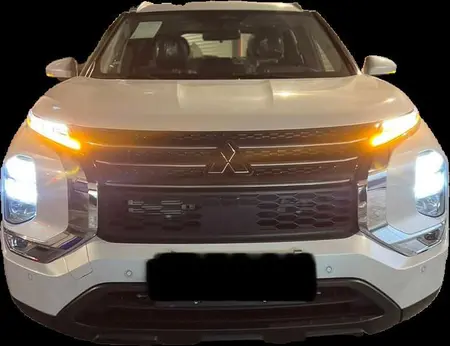 میتسوبیشی اوتلندر تیپ 3 - 2023
