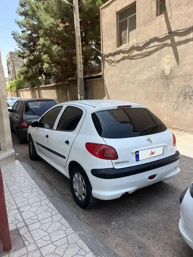 پژو 206 تیپ 2 - 1395