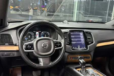 ولوو XC90 R-DESIGN - 2017