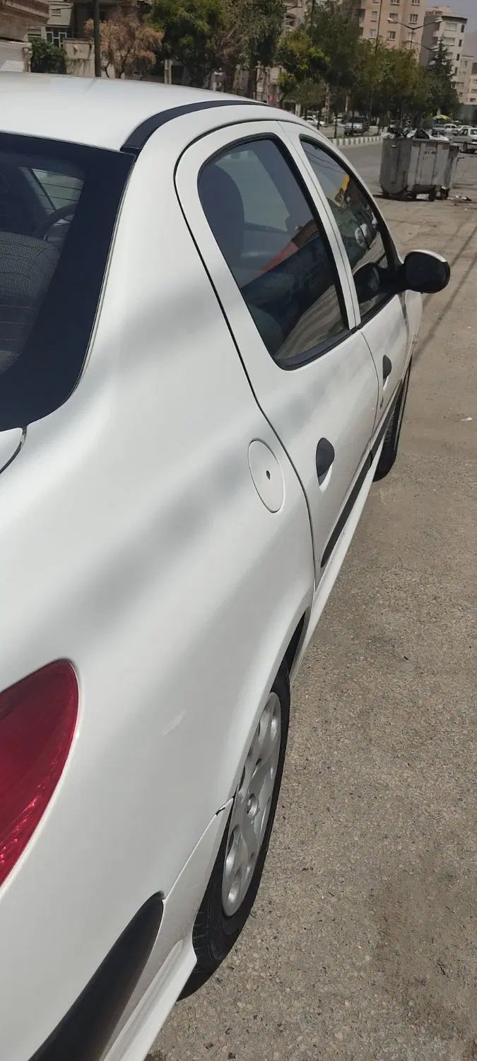 پژو ۲۰۶ صندوق دار v8 - 1400