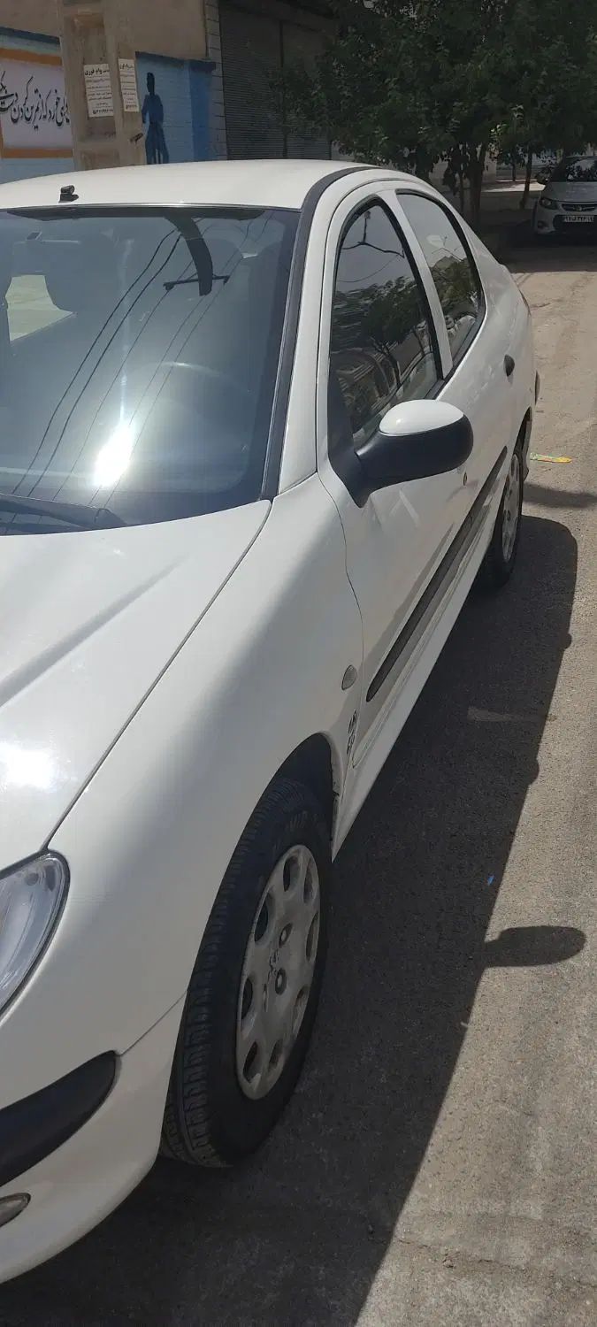 پژو ۲۰۶ صندوق دار v8 - 1400