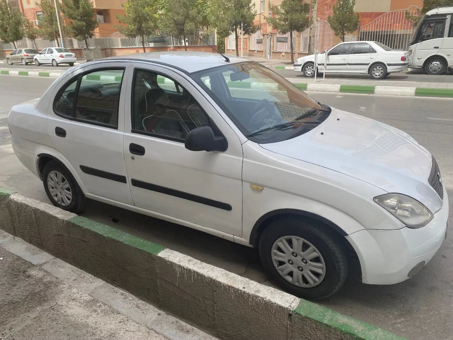 تیبا صندوق دار SX - 1398
