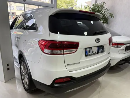 کیا سورنتو نیمه فول UM - 2016