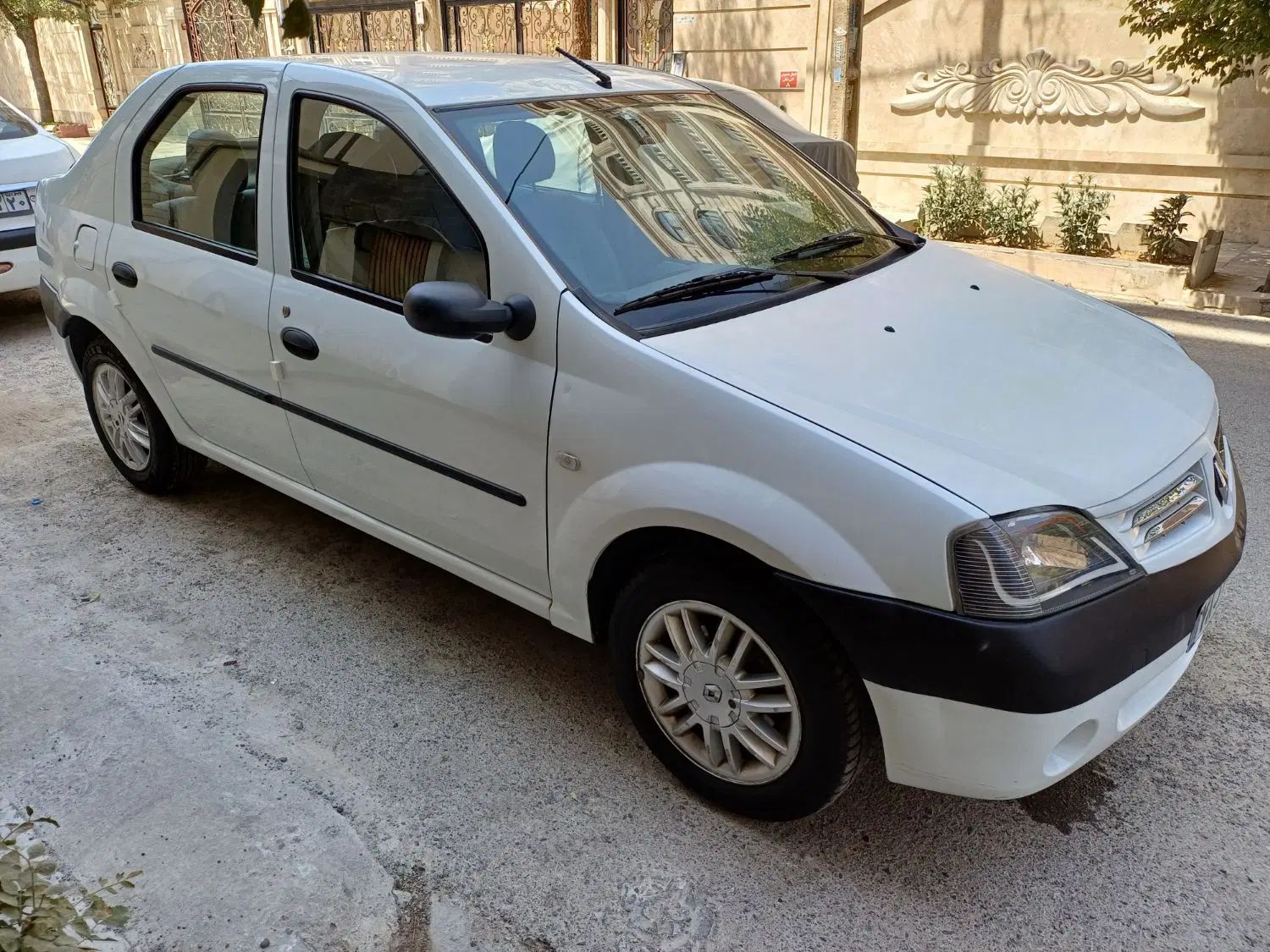 خودرو رنو، تندر 90 آگهی ann_20051848