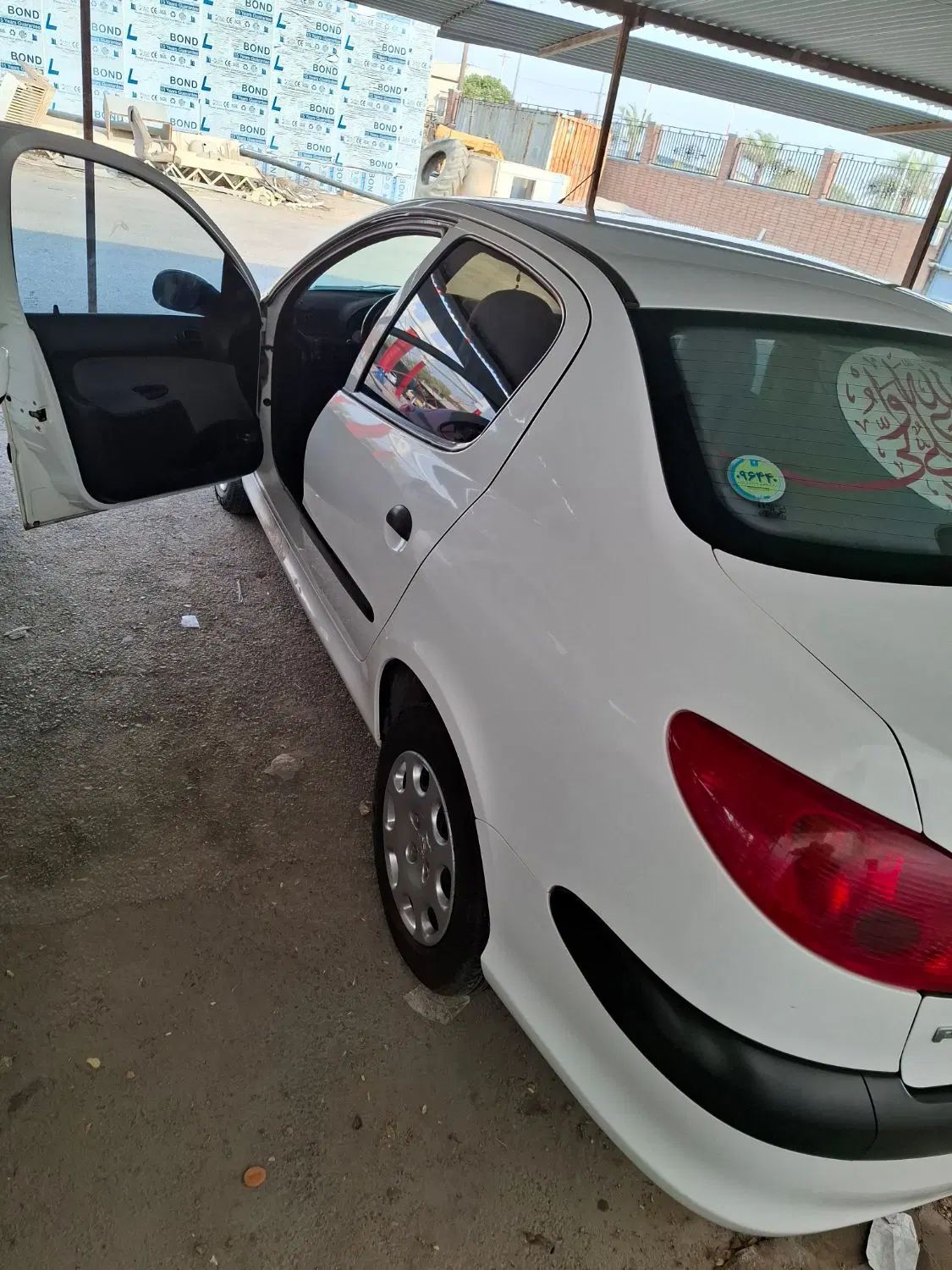 پژو ۲۰۶ صندوق دار v8 - 1399