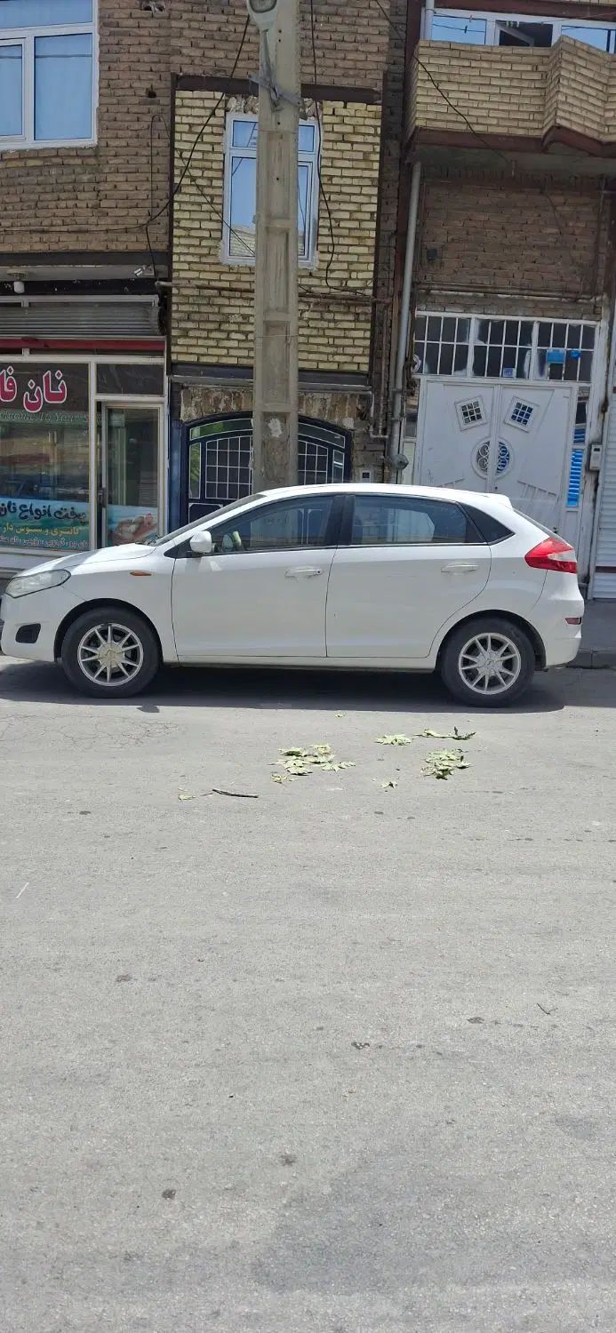 ام وی ام 315 هاچ بک ساده دنده ای - 1395
