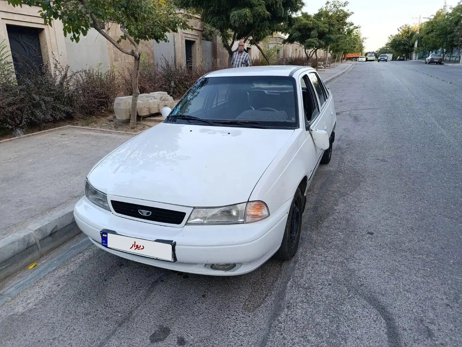 دوو سیلو سدان - 1381