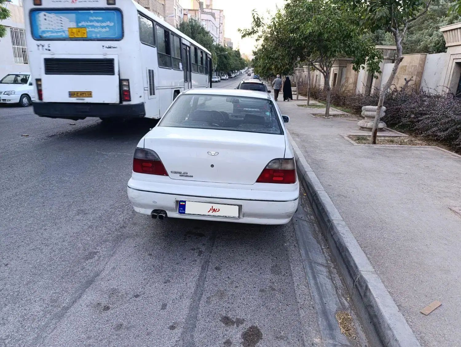 دوو سیلو سدان - 1381
