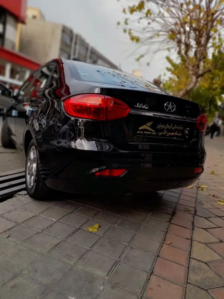 جک J4 اتوماتیک ساده - 1404