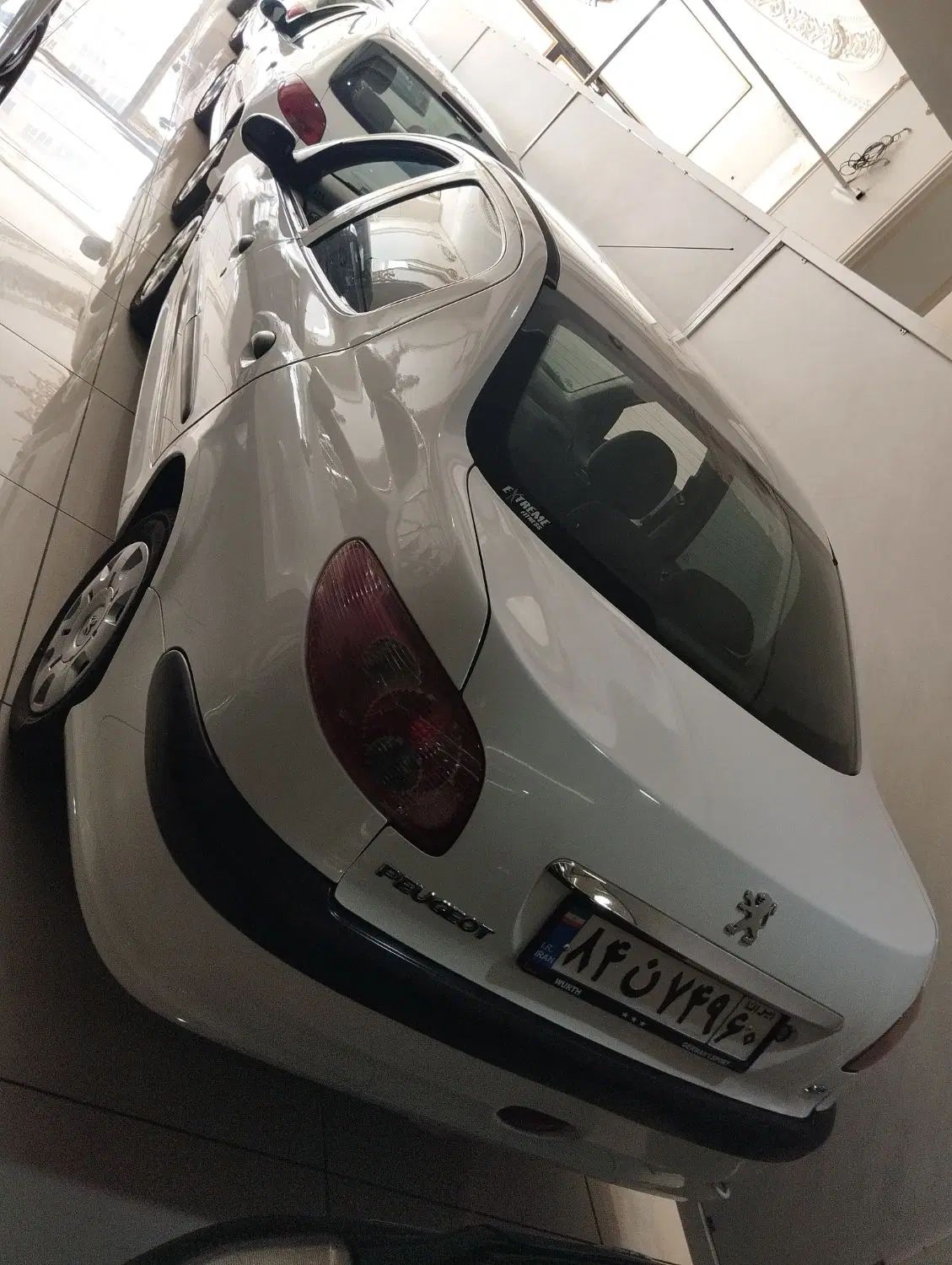 پژو ۲۰۶ صندوق دار v8 - 1393
