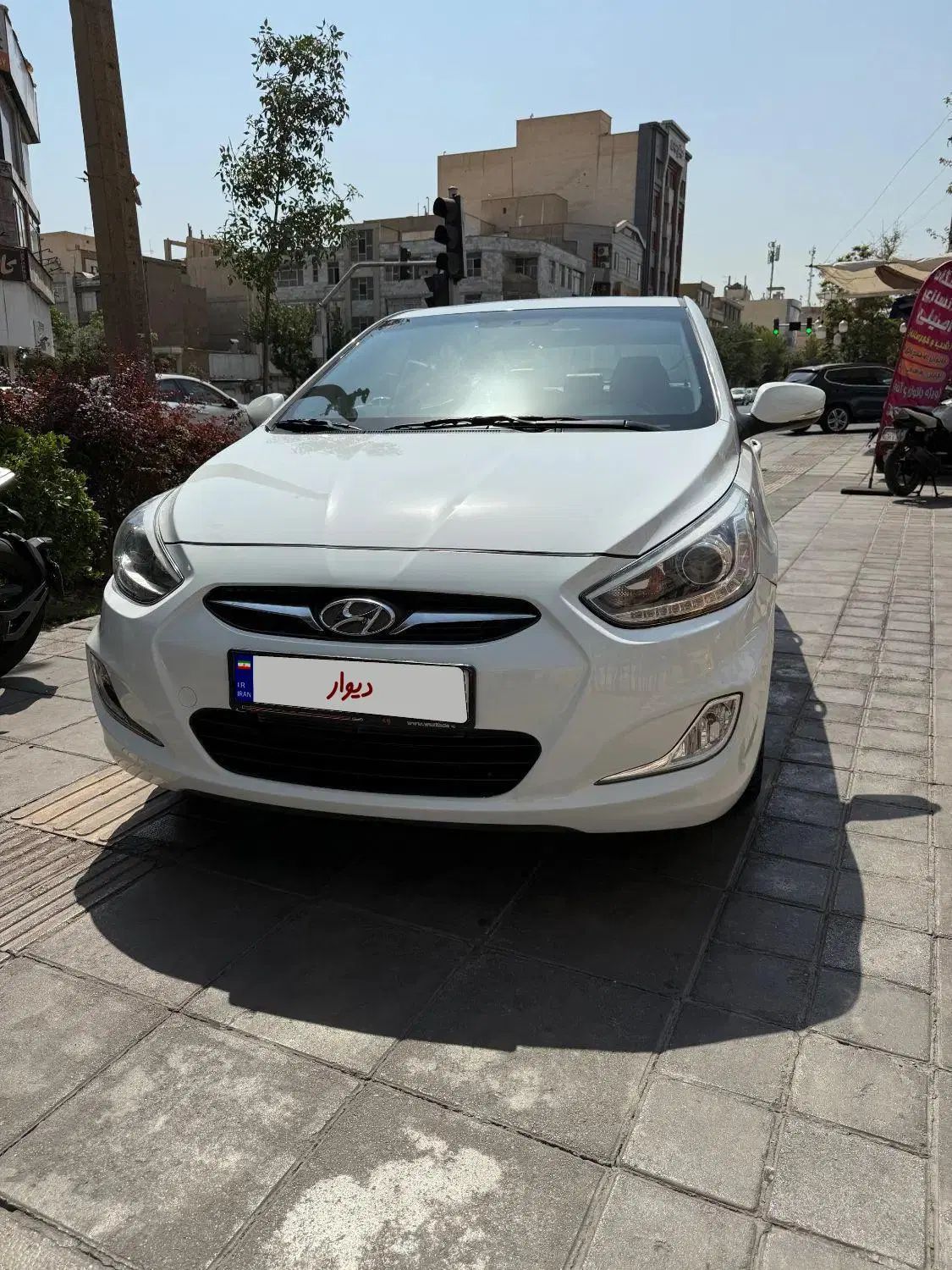هیوندای اکسنت 1.6 لیتر بلو - 2014