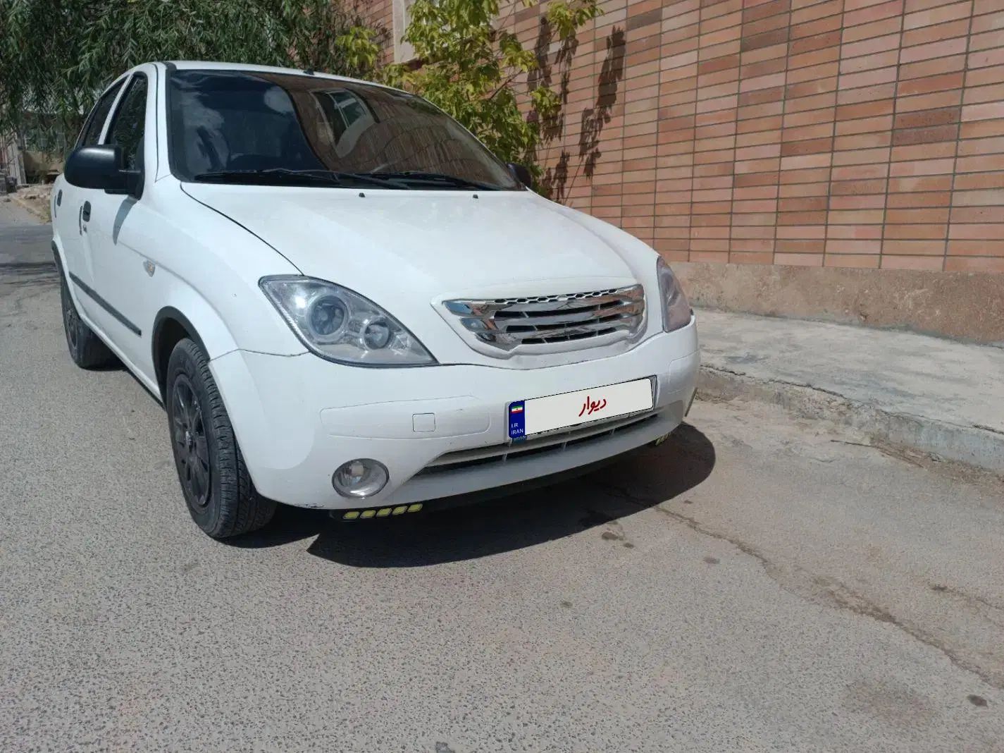 تیبا صندوق دار SX - 1396