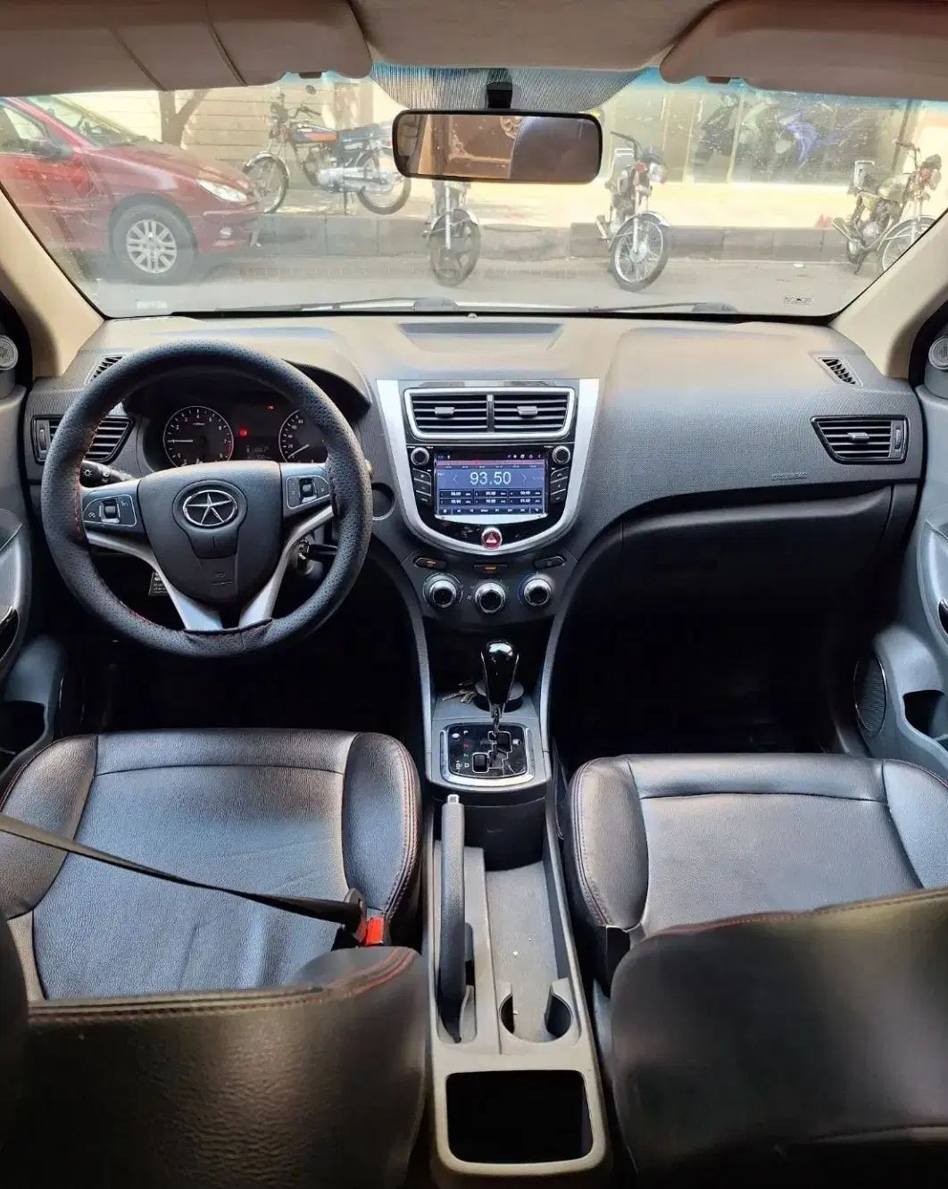 جک J4 اتوماتیک ساده - 1402