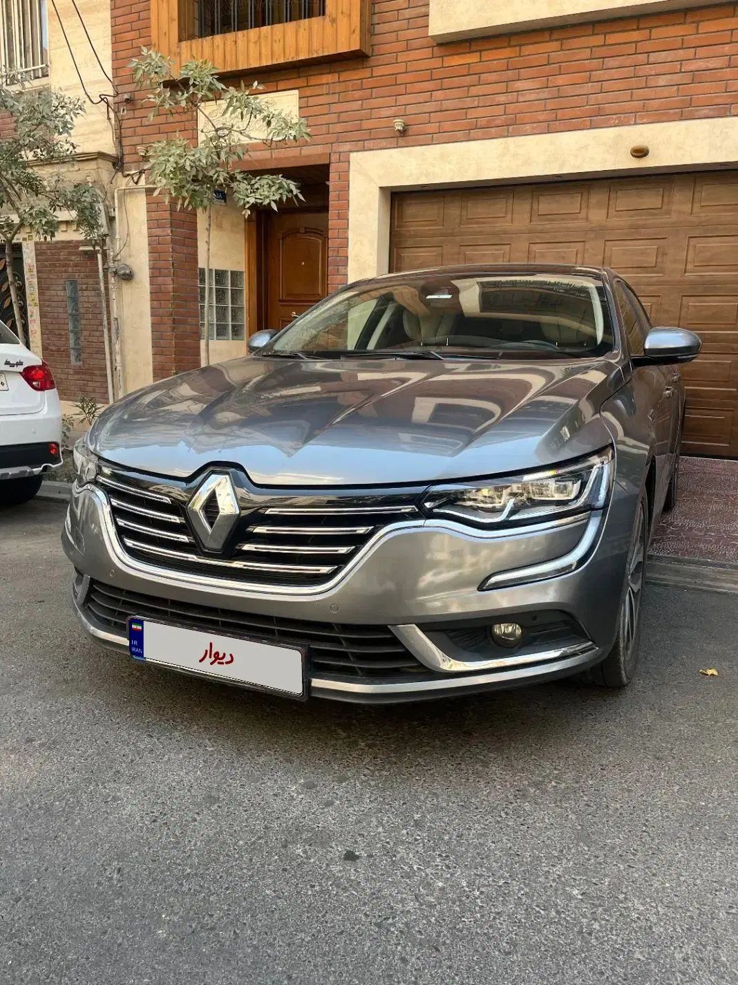 خودرو رنو، تالیسمان آگهی ann_20054353