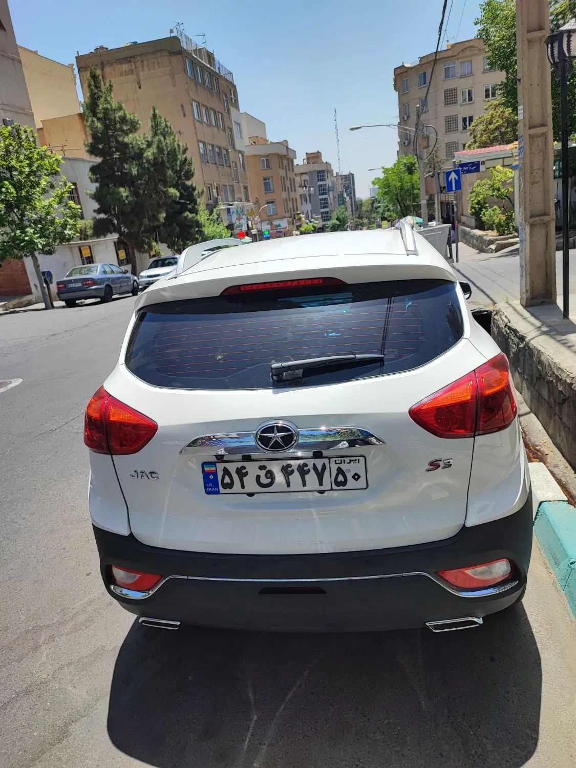 جک S3 اتوماتیک - 1402
