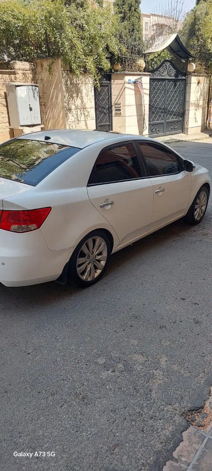 کیا سراتو 2.0 لیتر اتوماتیک GT لاین - 2010