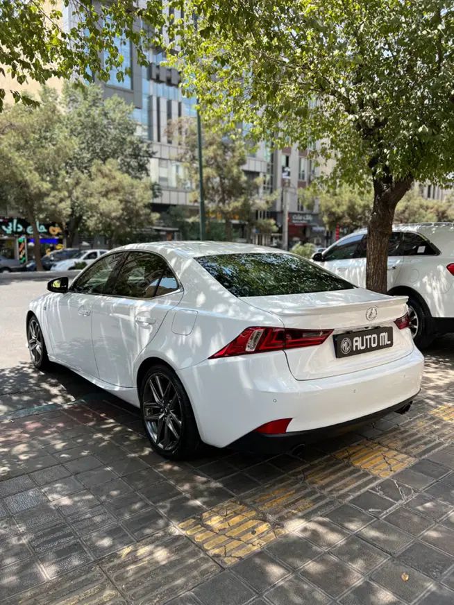 لکسوس IS 250 Fsport - 2015