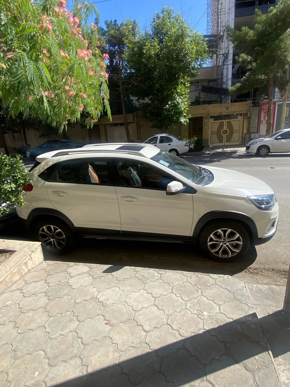 ام وی ام X22 اتوماتیک اسپرت لاکچری - 1400