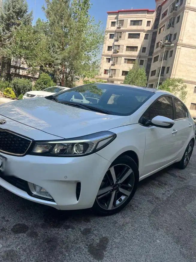 کیا سراتو 2.0 لیتر اتوماتیک GT لاین - 2017
