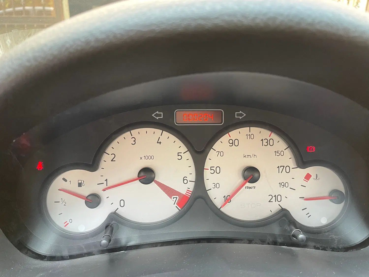 پژو ۲۰۶ صندوق دار v8 - 1399
