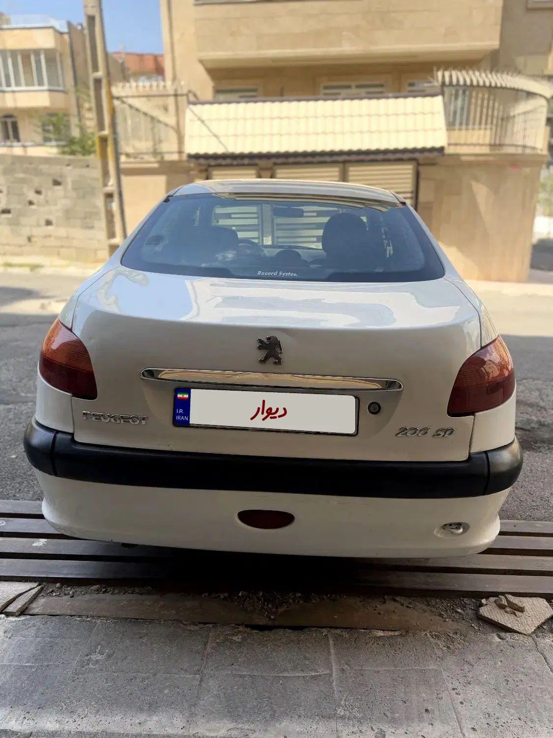 پژو ۲۰۶ صندوق دار v10 - 1387