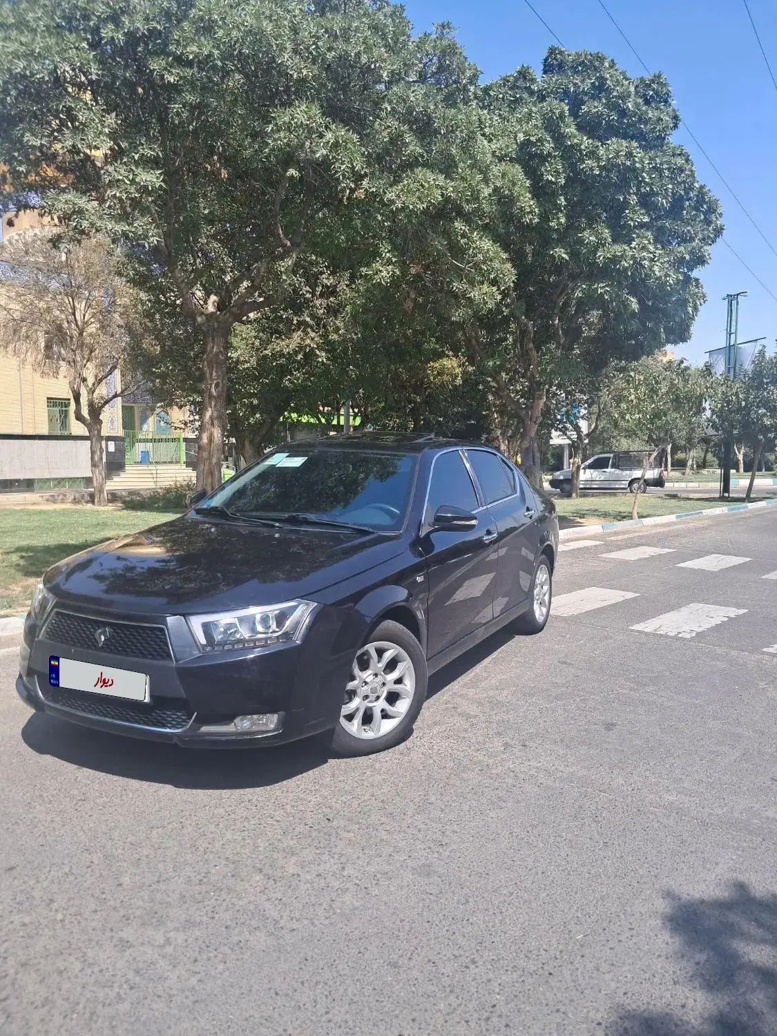 دنا پلاس توربو 6 دنده - 1400