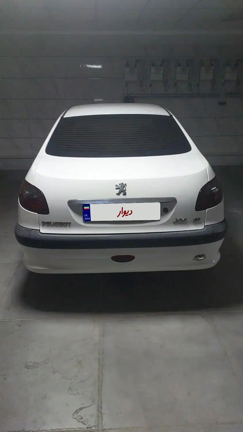 پژو ۲۰۶ صندوق دار v8 - 1388