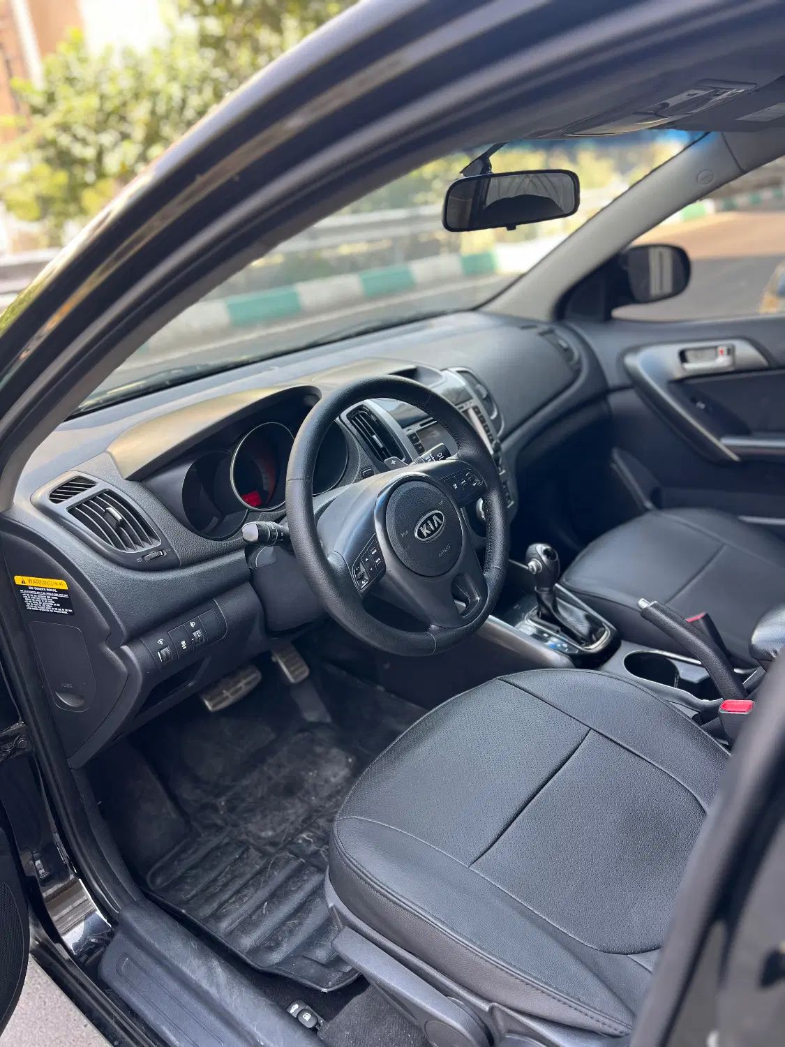 کیا سراتو 2.0 لیتر اتوماتیک GT لاین - 2011