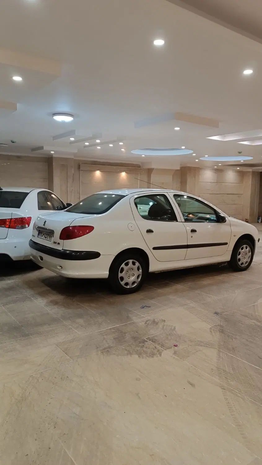 پژو ۲۰۶ صندوق دار v8 - 1389