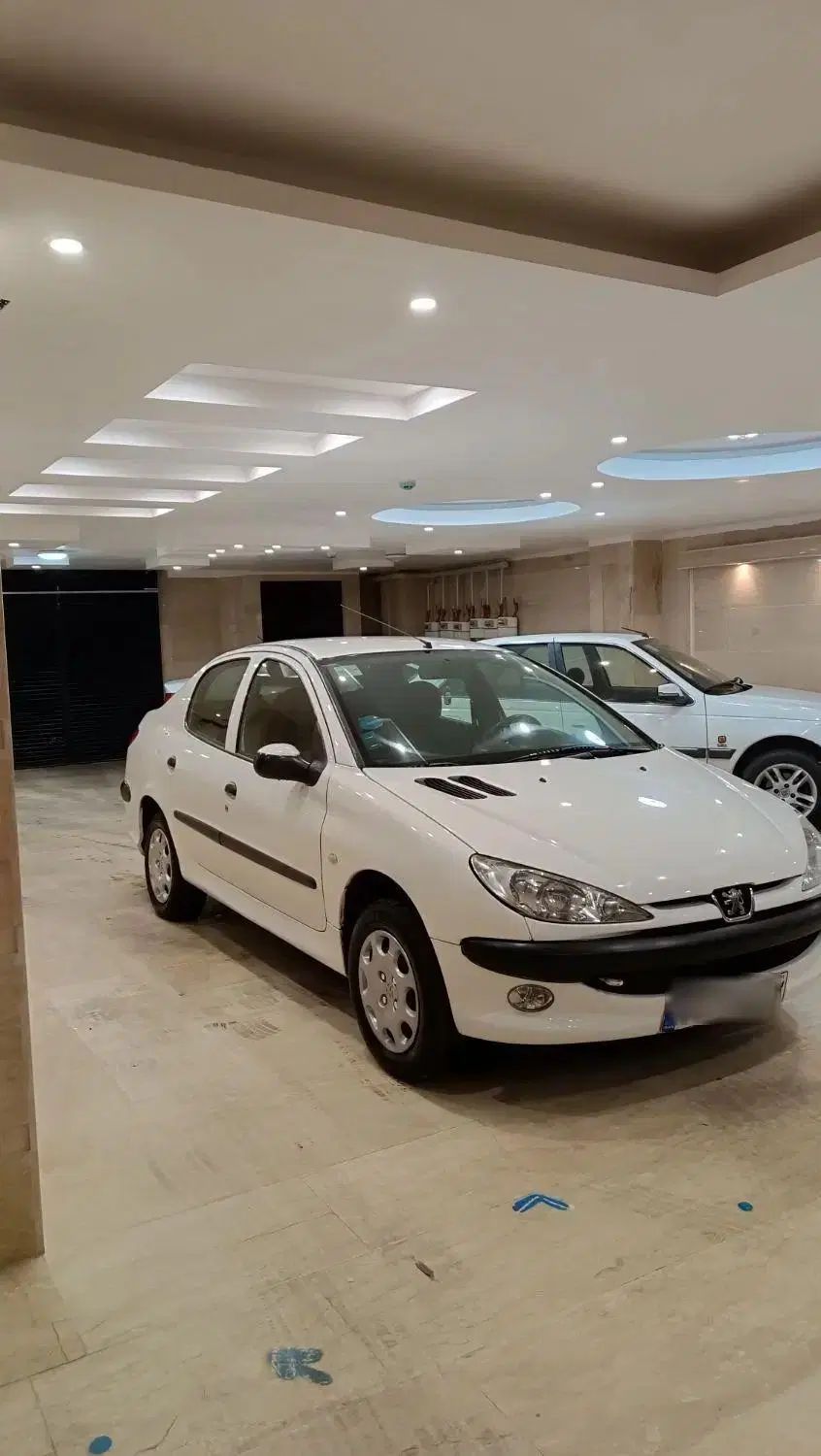 پژو ۲۰۶ صندوق دار v8 - 1389