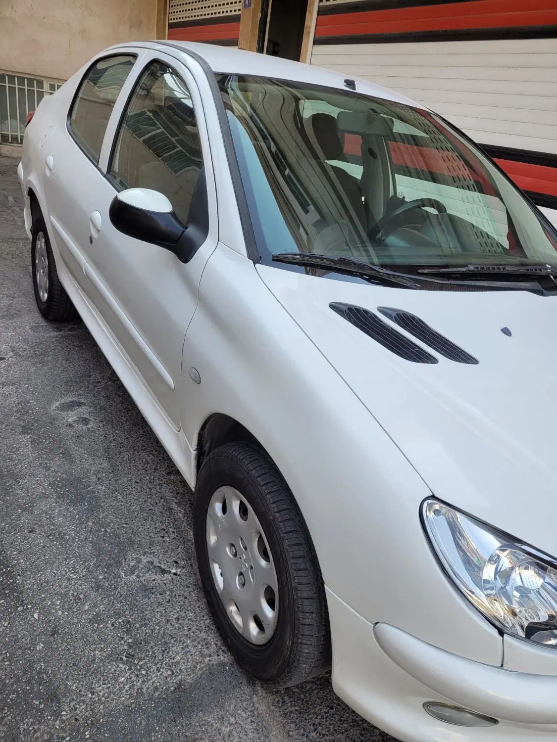 پژو ۲۰۶ صندوق دار v8 - 1394