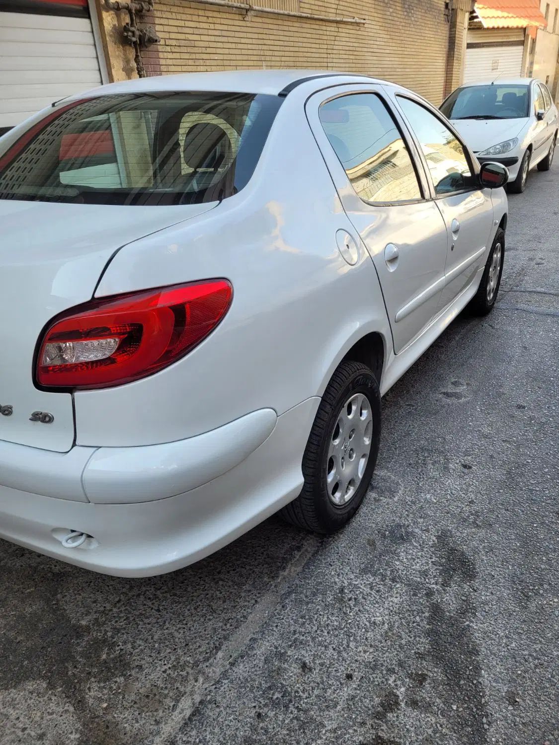 پژو ۲۰۶ صندوق دار v8 - 1394