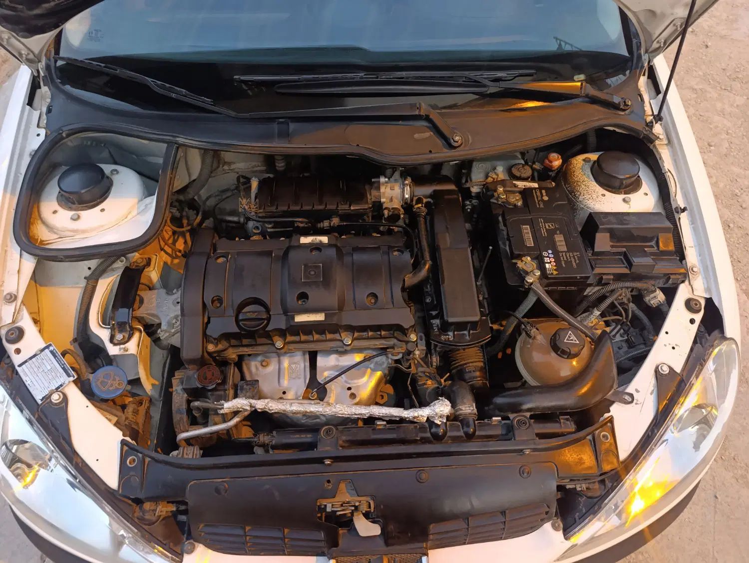 پژو ۲۰۶ صندوق دار v8 - 1394
