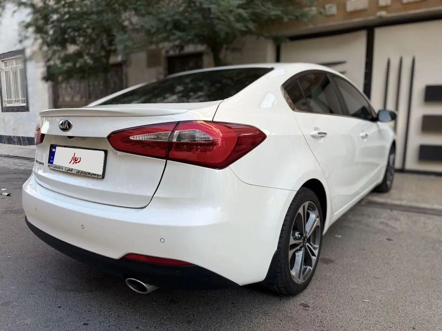 کیا سراتو 2.0 لیتر اتوماتیک GT لاین - 2015