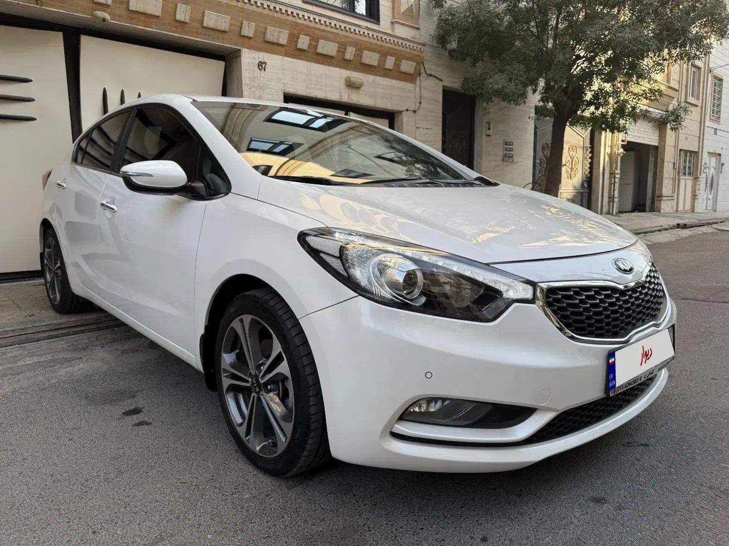 کیا سراتو 2.0 لیتر اتوماتیک GT لاین - 2015