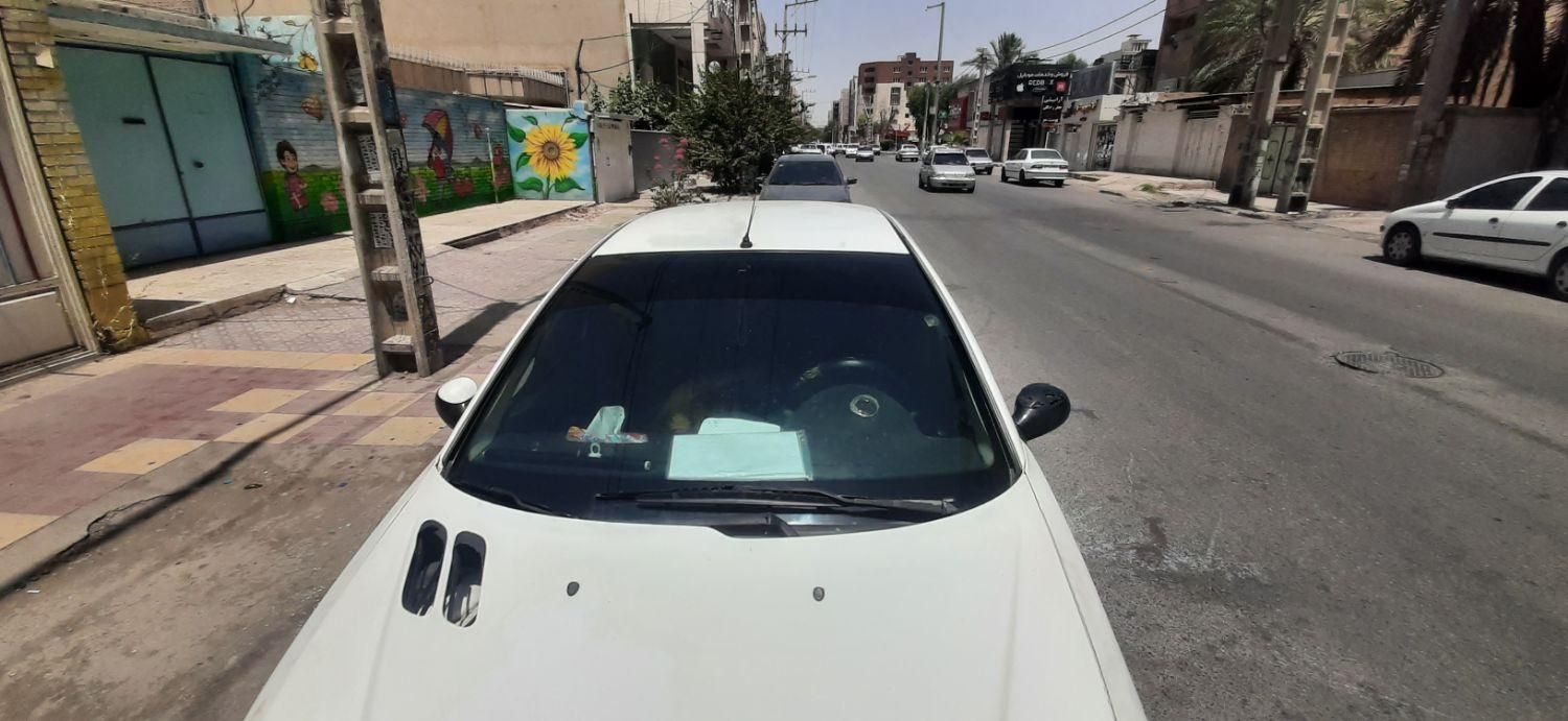 پژو ۲۰۶ صندوق دار v8 - 1389
